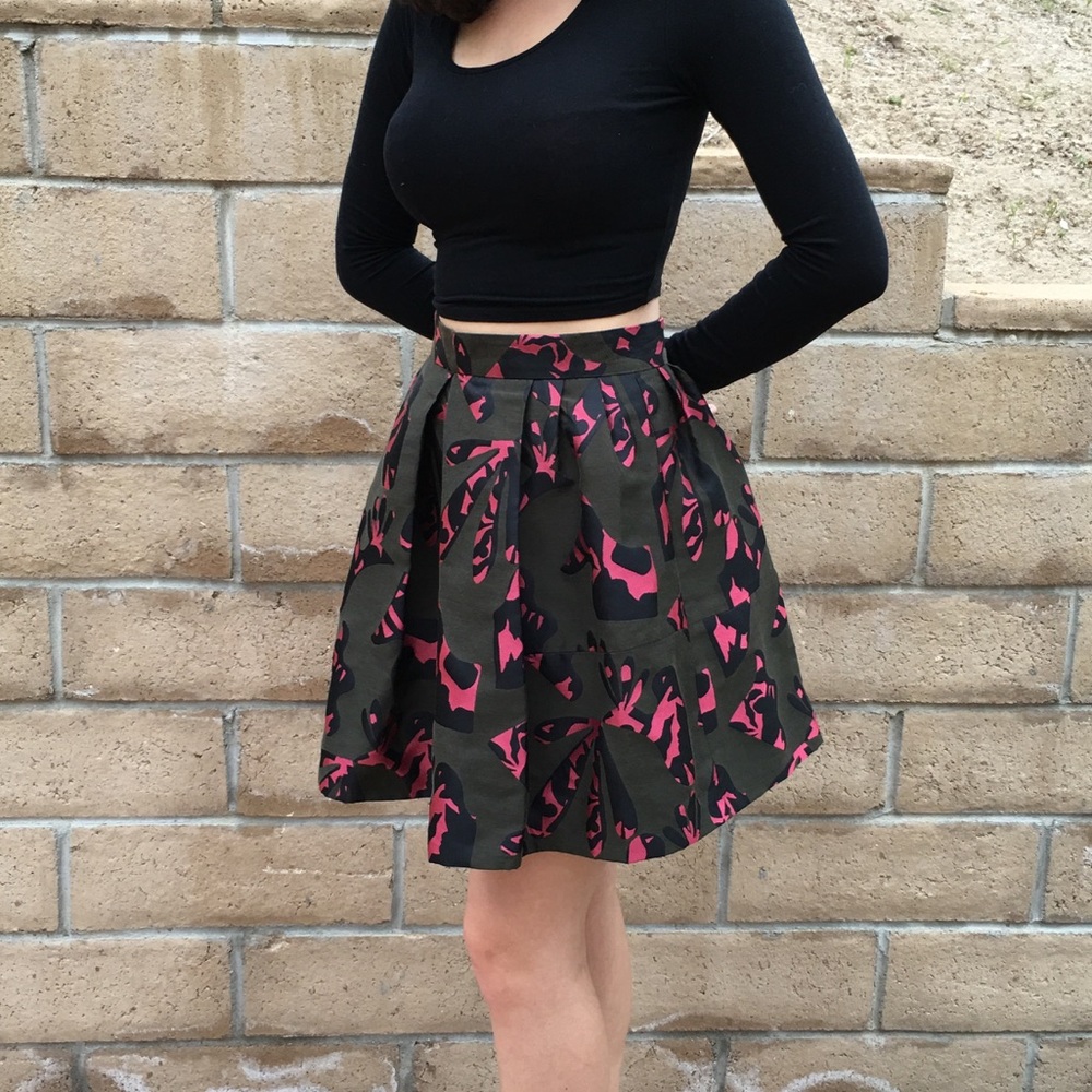 NWOT Banana Republic Skirt